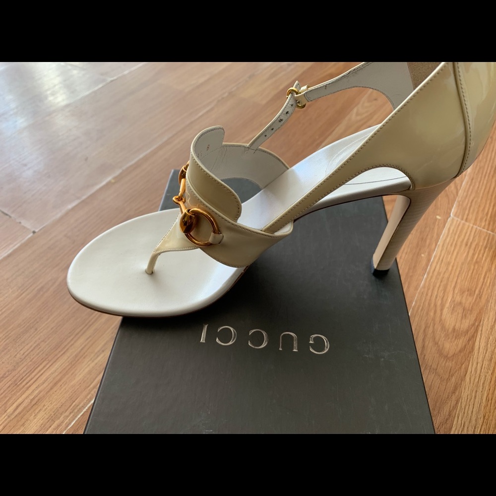 Gucci Cream pump